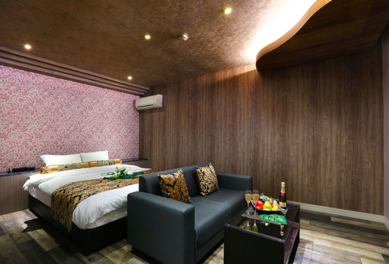 山口県山口市のラブホテル プレジャーリゾート ソル 山口店の102号室